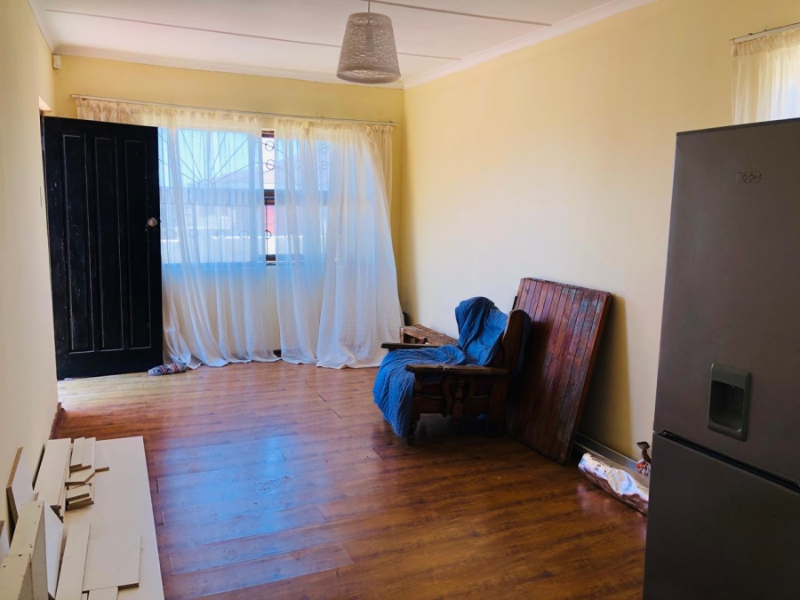 2 Bedroom Property for Sale in Kwa Nobuhle Eastern Cape